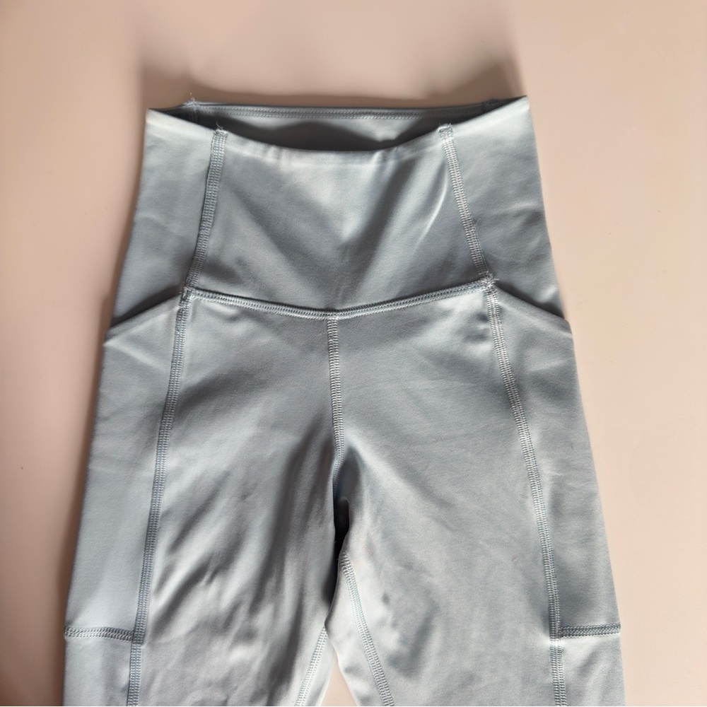 Girlfriend Collective Compressive Pocket blue Legging - Picture 3 of 9